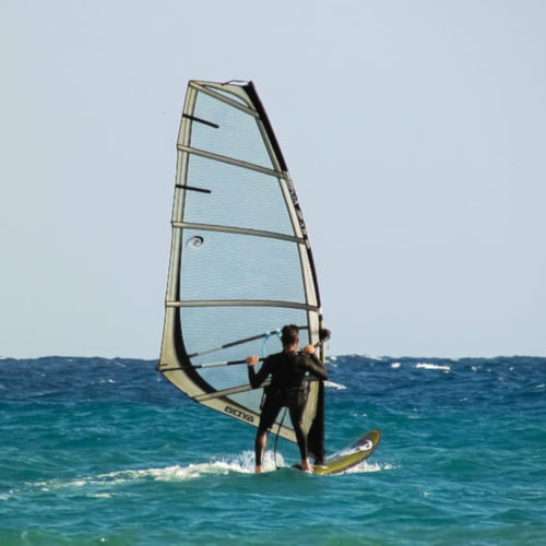 windsurfing-sport-surfing-water_r